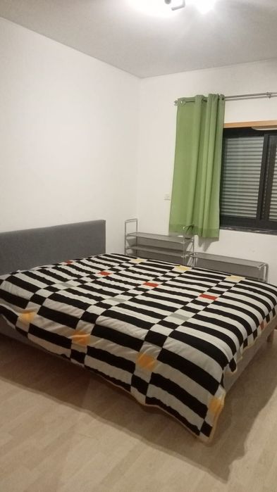 Vendo cama + colchão