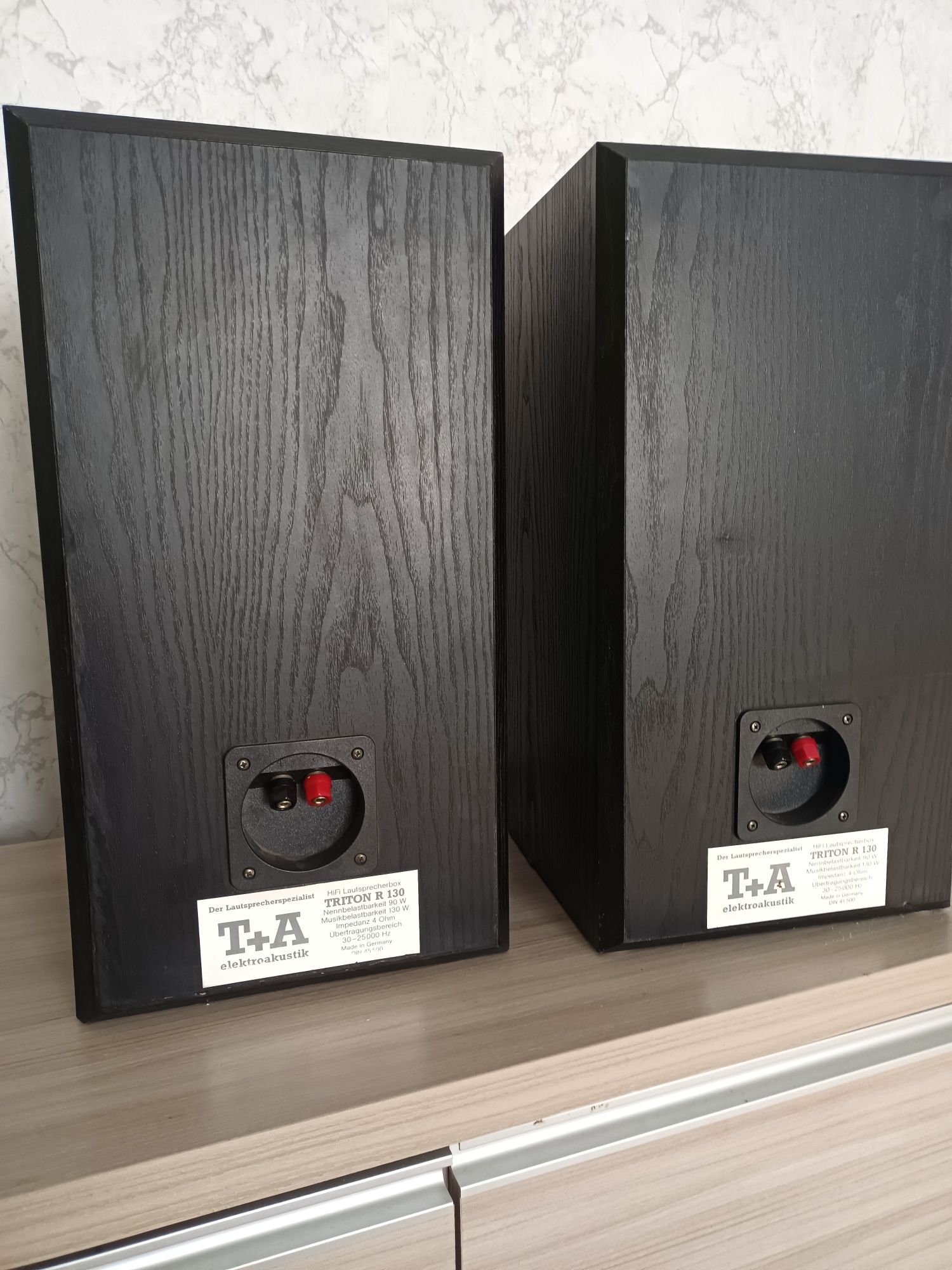 Kolumny głośnikowe T+A Triton R 130