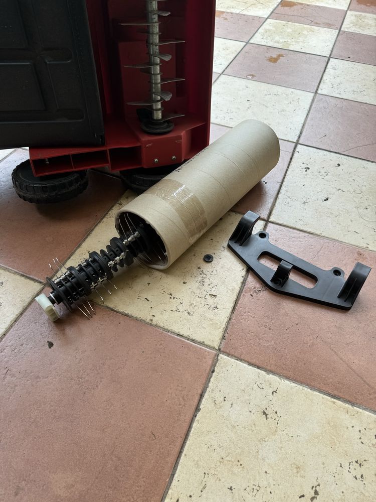 Wertykulator elektryczny Einhell