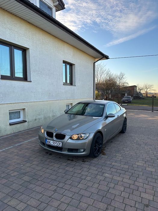 BMW Seria 3 BMW E92 325d • Automat • 239 KM