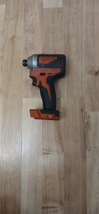 Milwaukee M18 CBLID