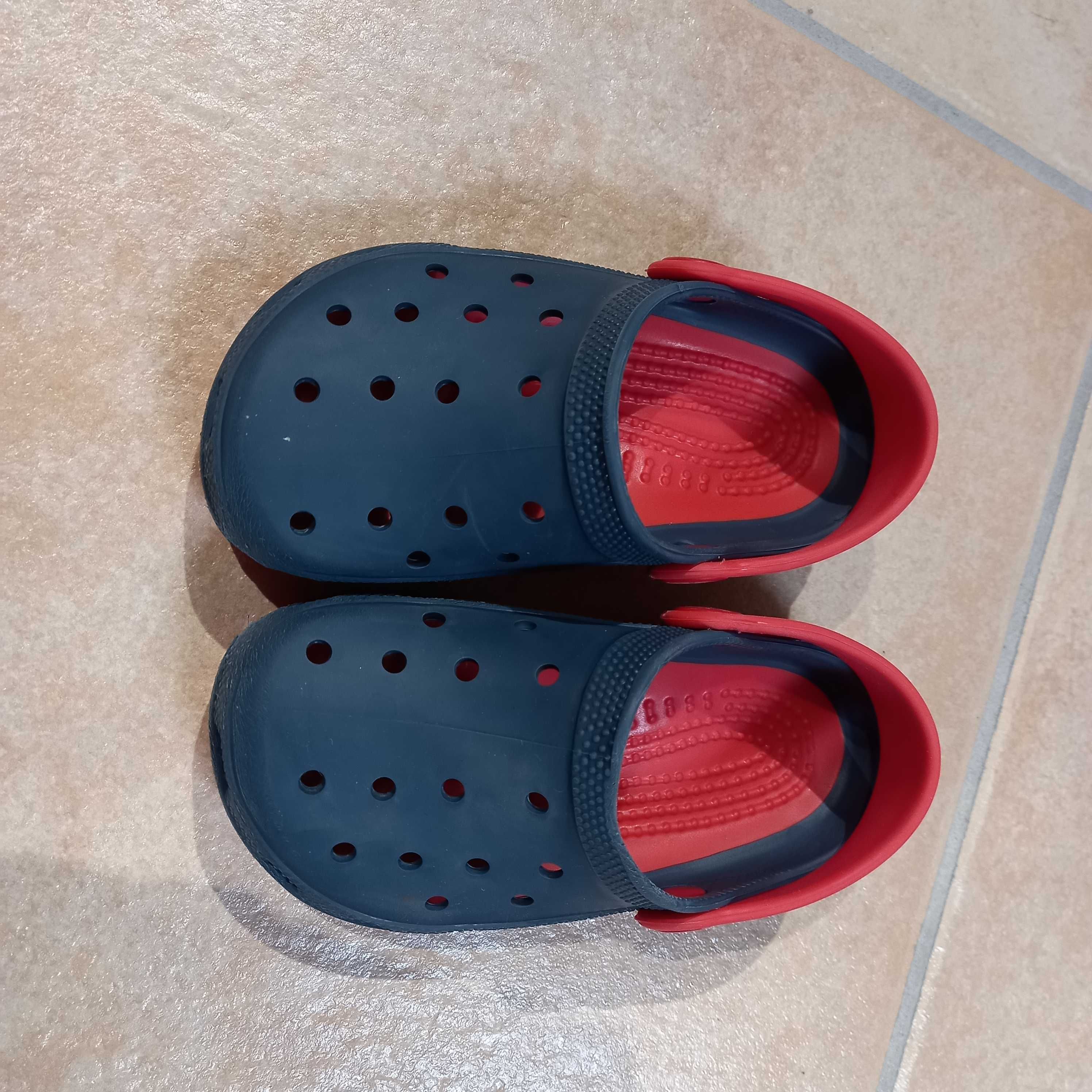 Crocs criança 24