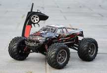 Samochód zdalnie sterowany Monster Truck  1:12 Nowy bez opakowania