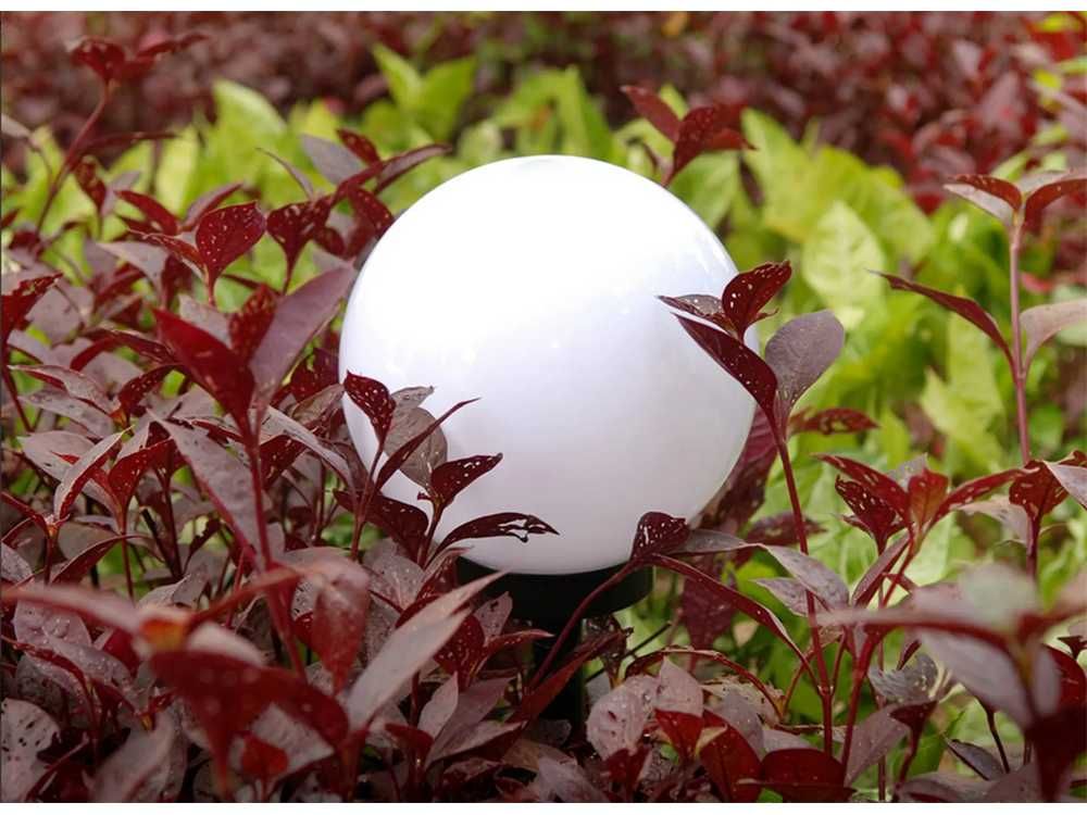 Zestaw 16 lamp solarnych ogrodowych białych kul 10cm Czujnik zmierzchu