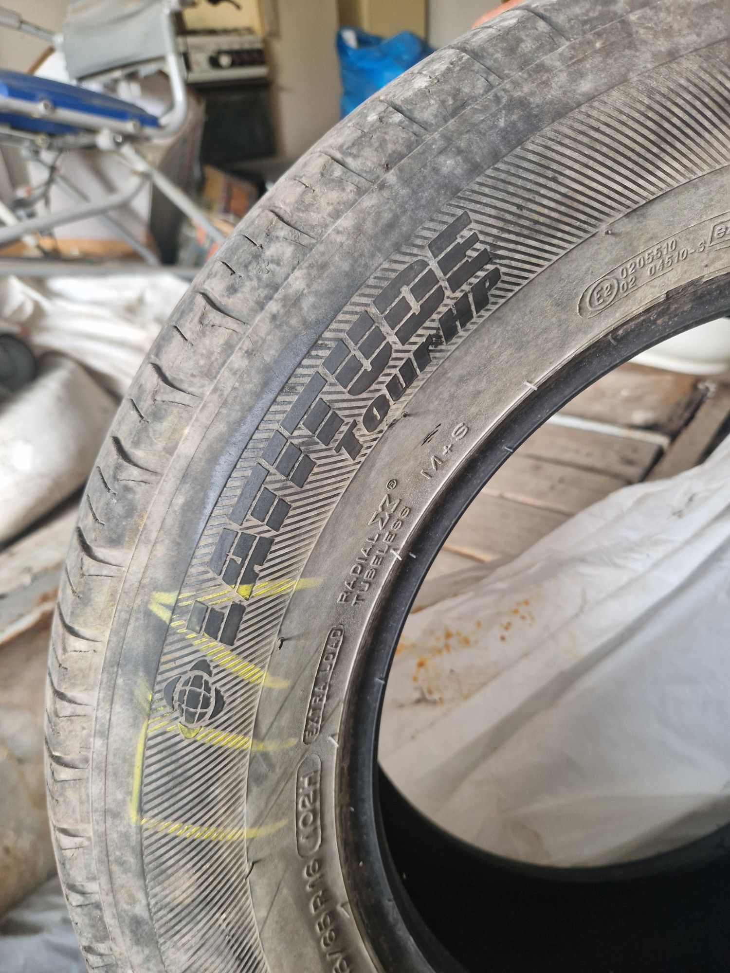Шини Michelin 215/65 R16 Latitude TourHP
