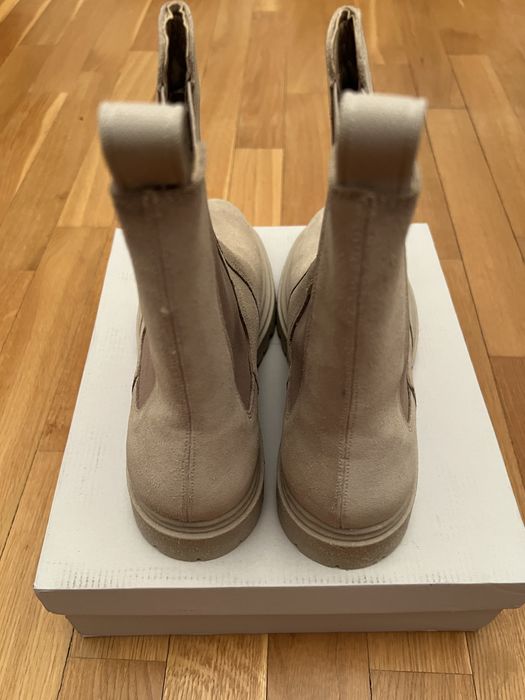 Жіночі черевики, челсі 41 р.