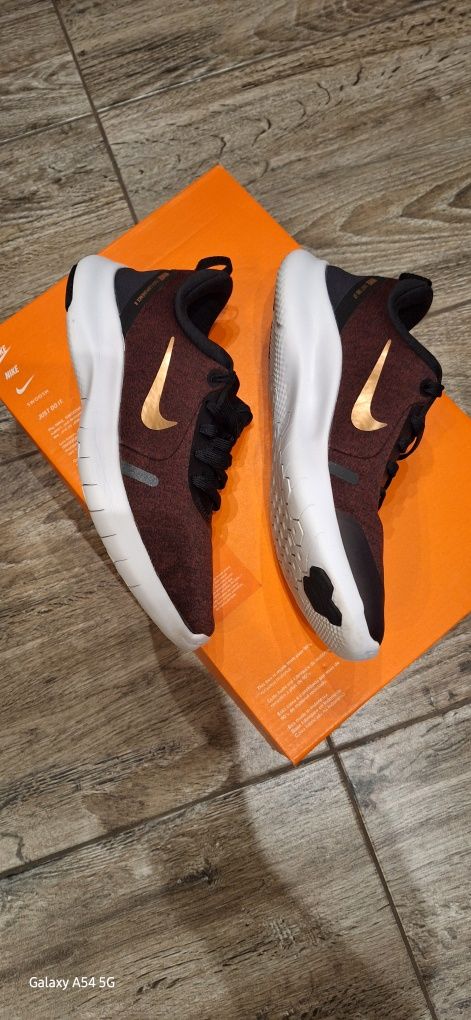 Buty Nike damskie
