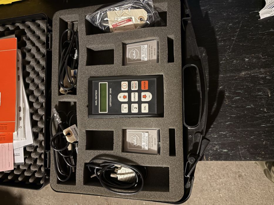 Karl Deutsch Status 2 – urządzenie do pomiaru grubości powłok