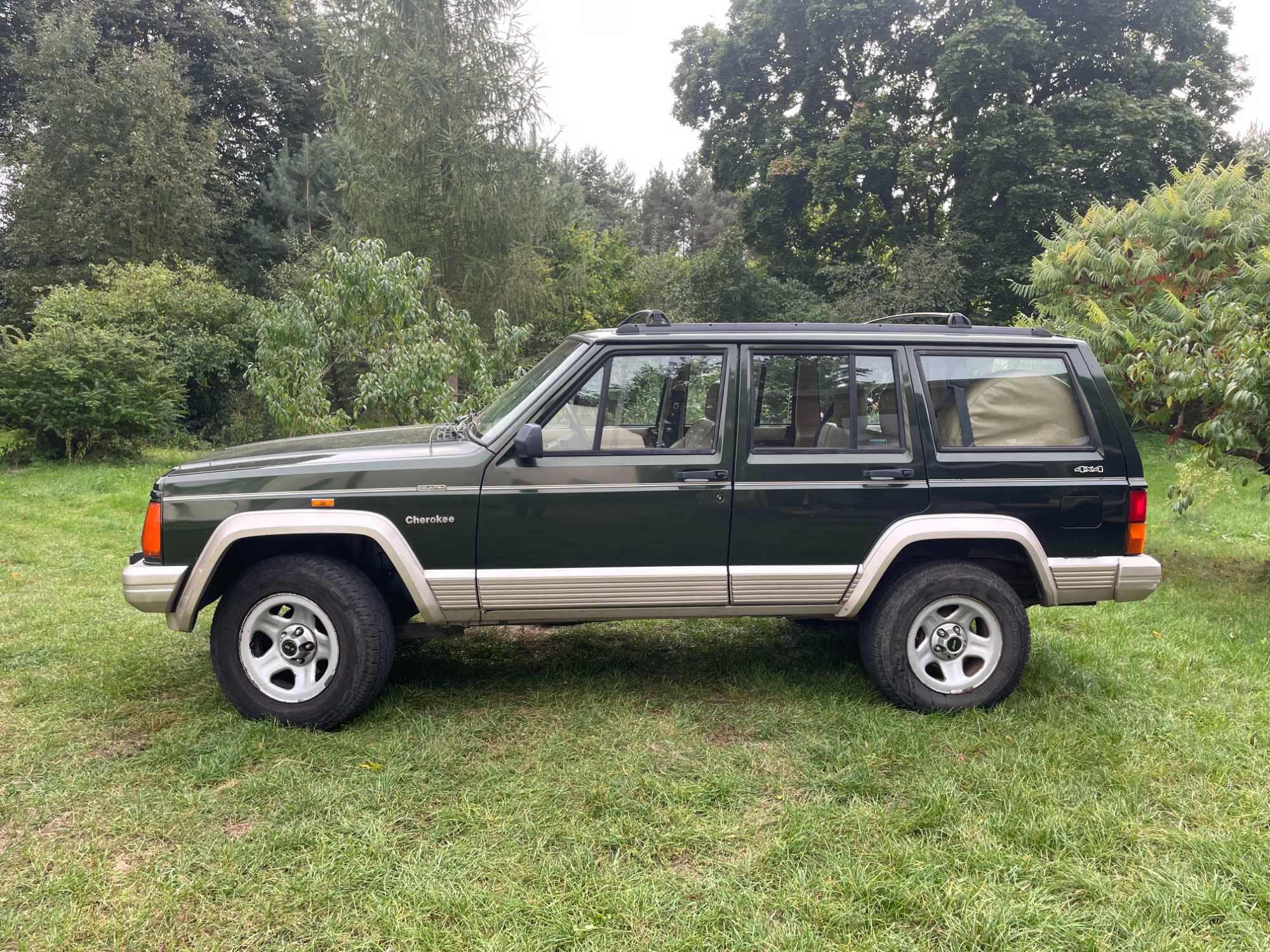 Jeep Cherokee xj '95 oryginał stan bdb