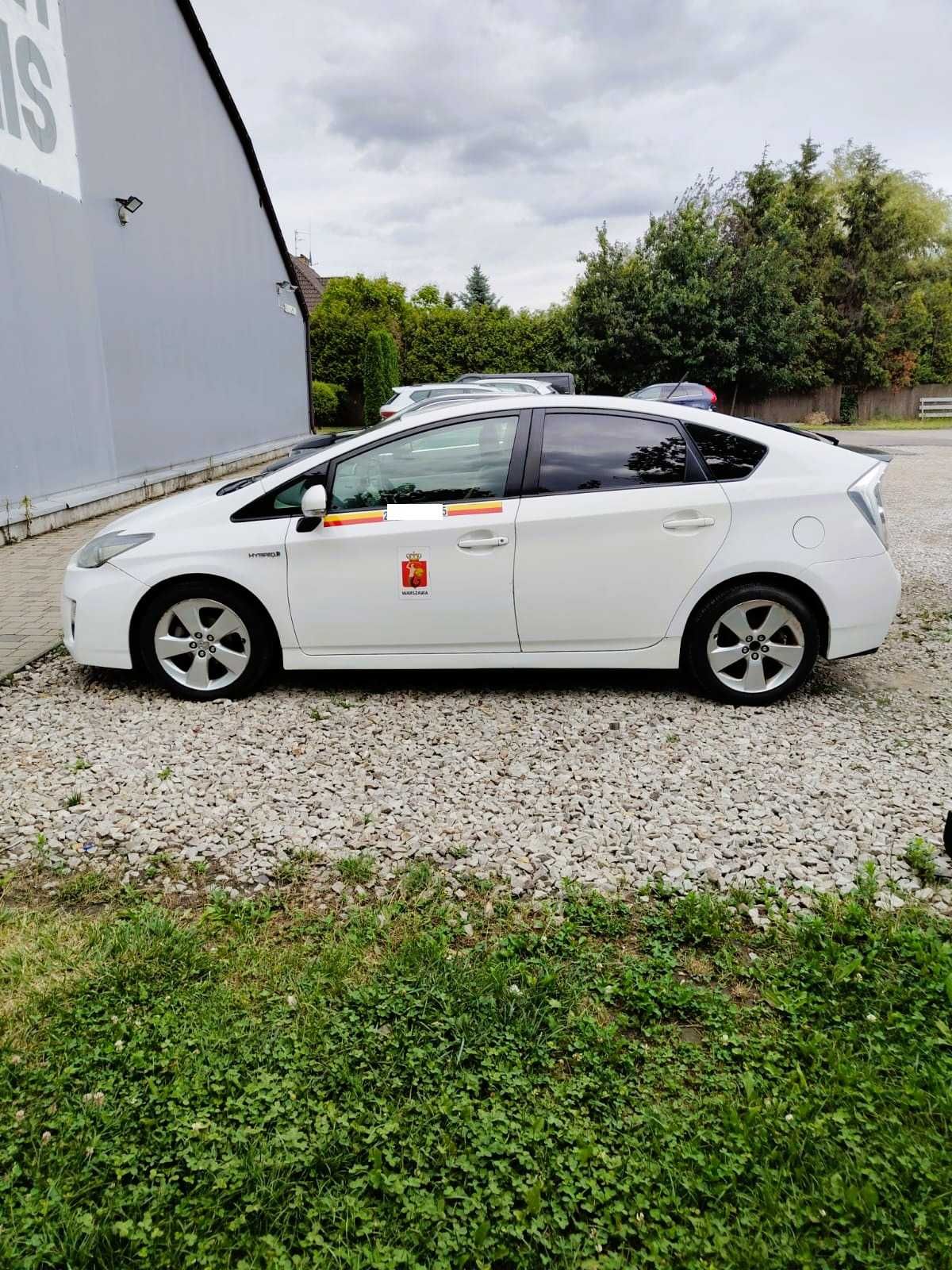 Sprzedam Toyotę Prius 2010 r automat, hybryda, taxometr Cezar 2