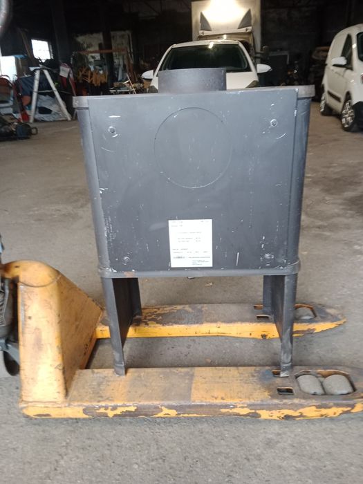 Kominek wolnostojący , koza , piec na drewno MORSO , 6 kW