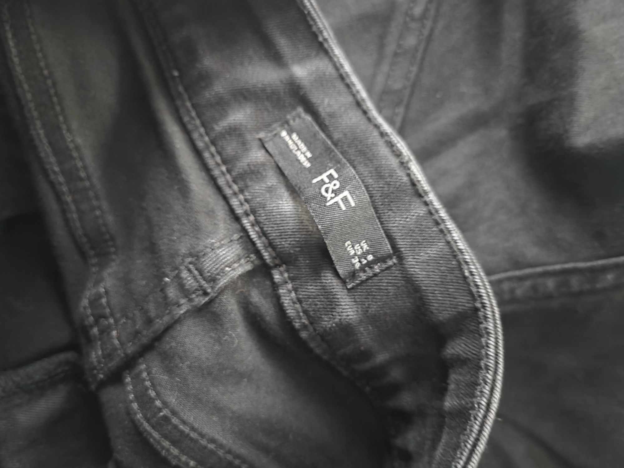 3420. F&F czarne jeansy 36 S