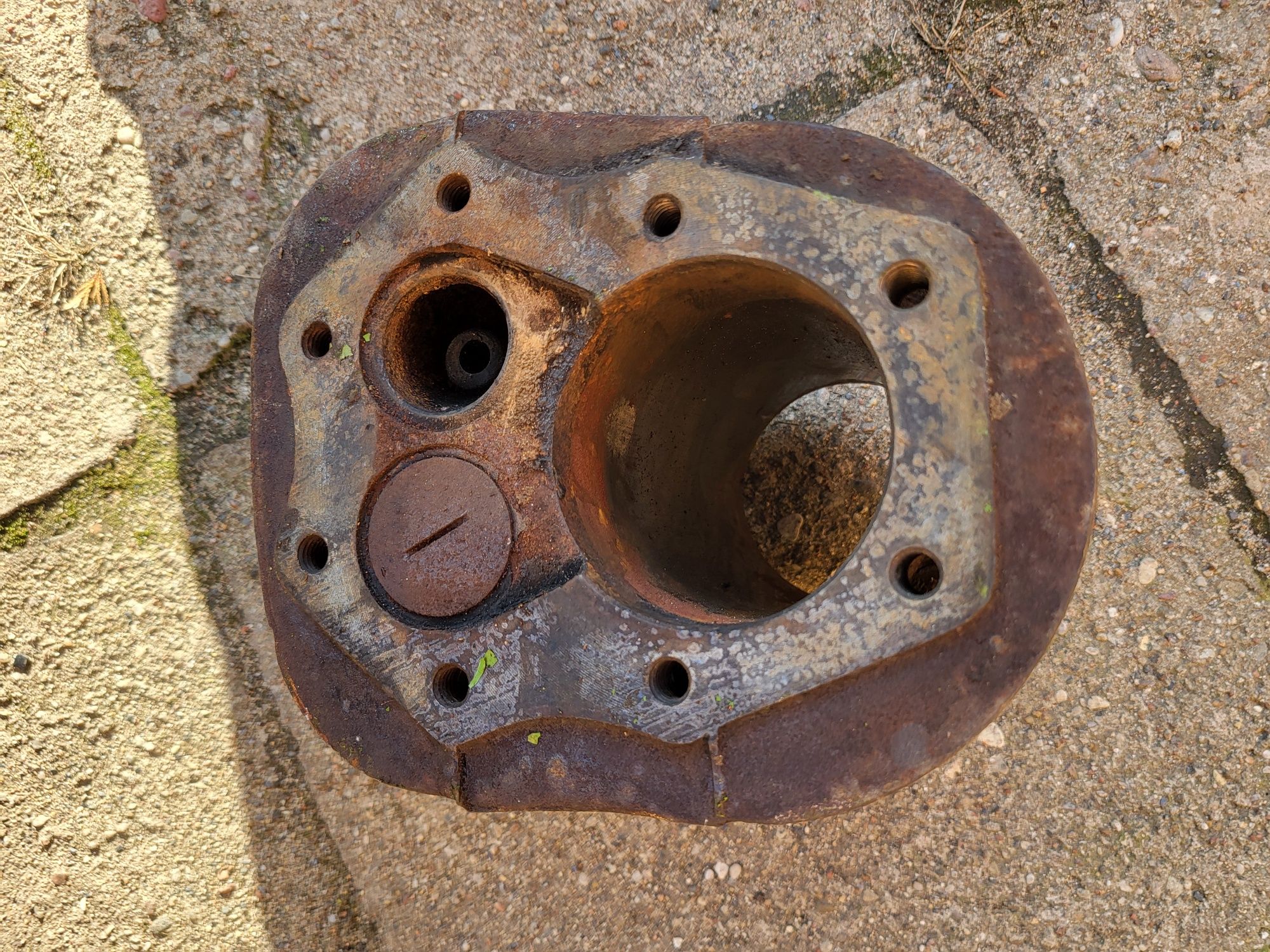 Cylindry m 72 k 750