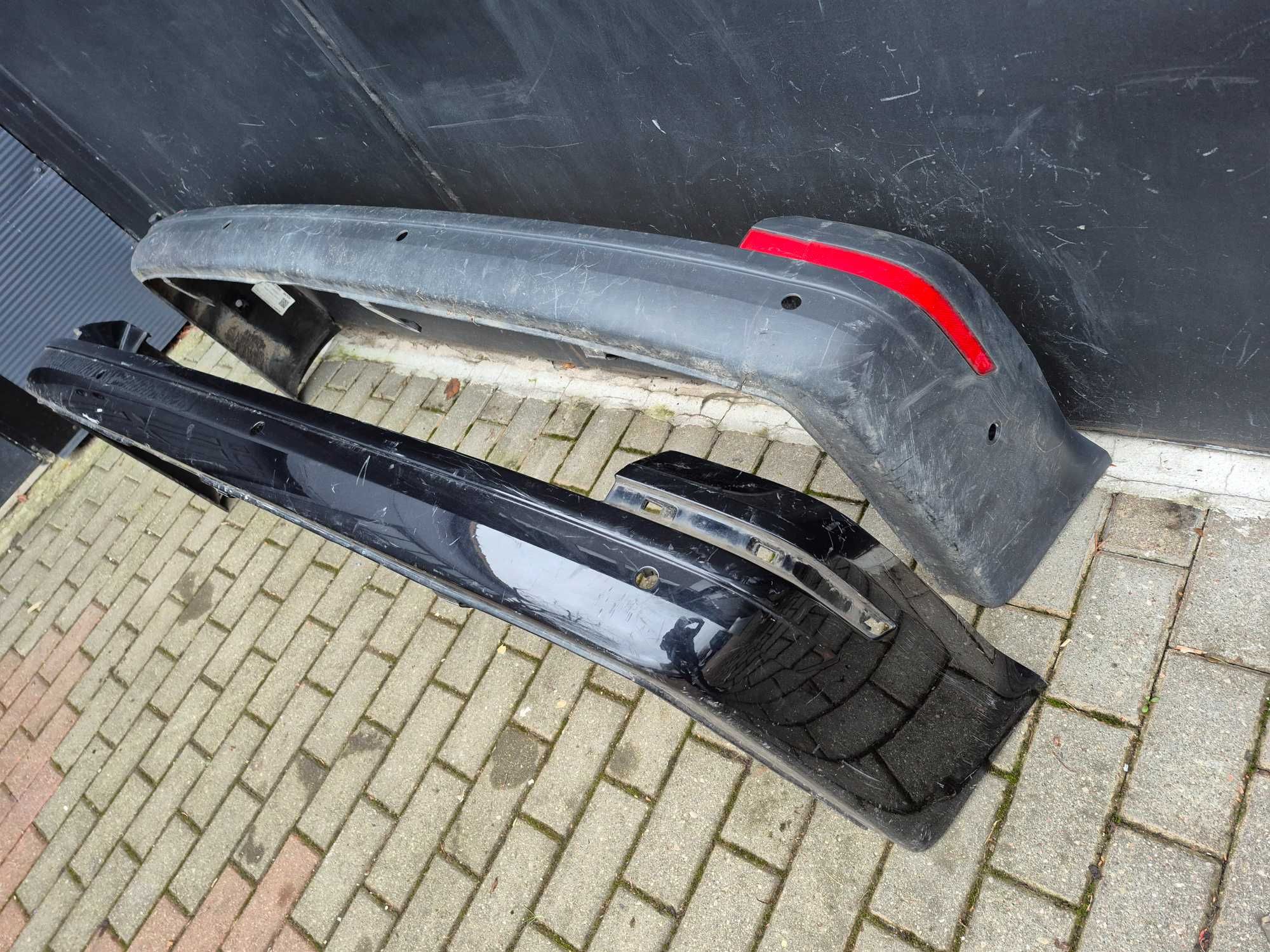 Volkswagen Transporter / Multivan (T6) 15- Zderzak PDC tył oryginalny