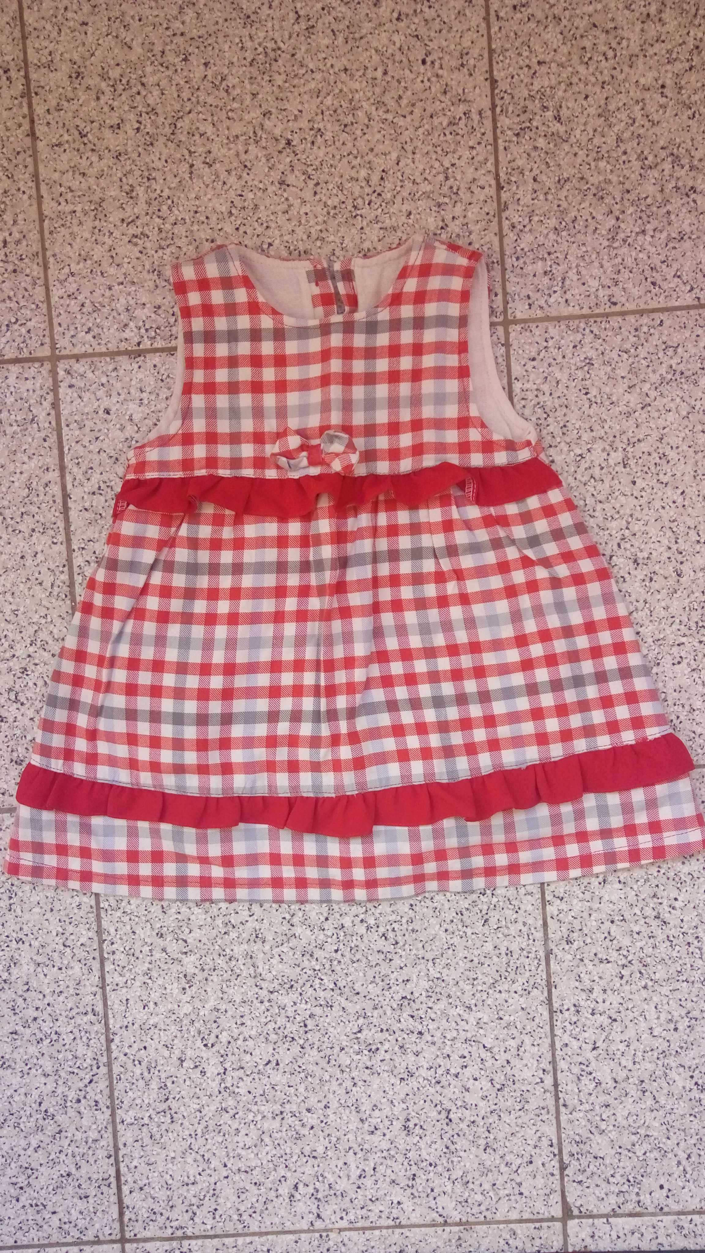 Vestidos de menina 3-6 meses