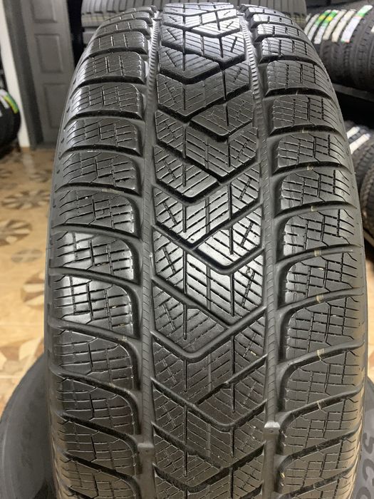 215/65/17 99Н Pirelli SCORPION WINTER