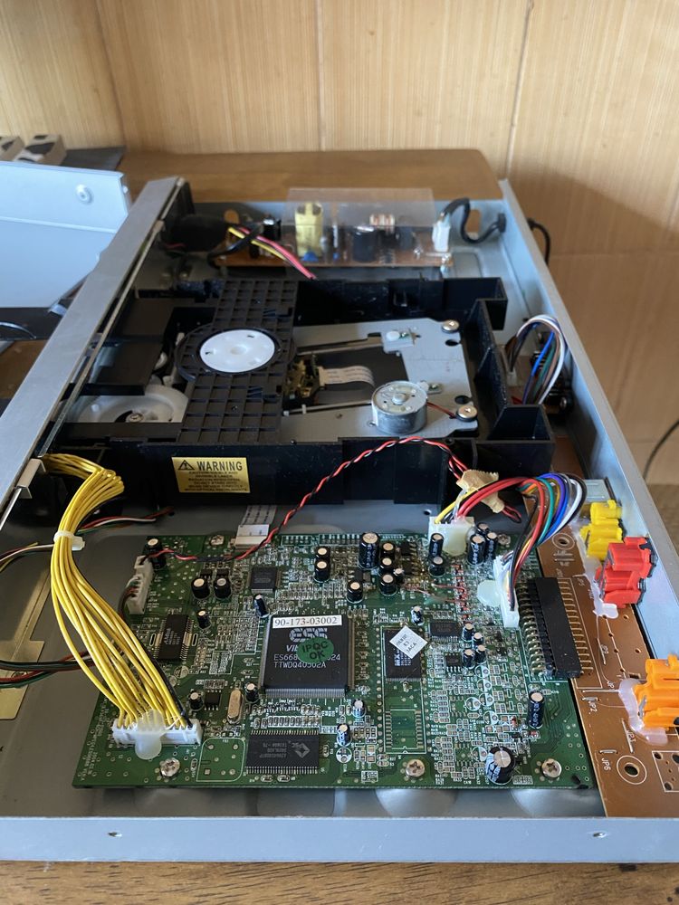 DVD Player Mustek V56LM-2E
