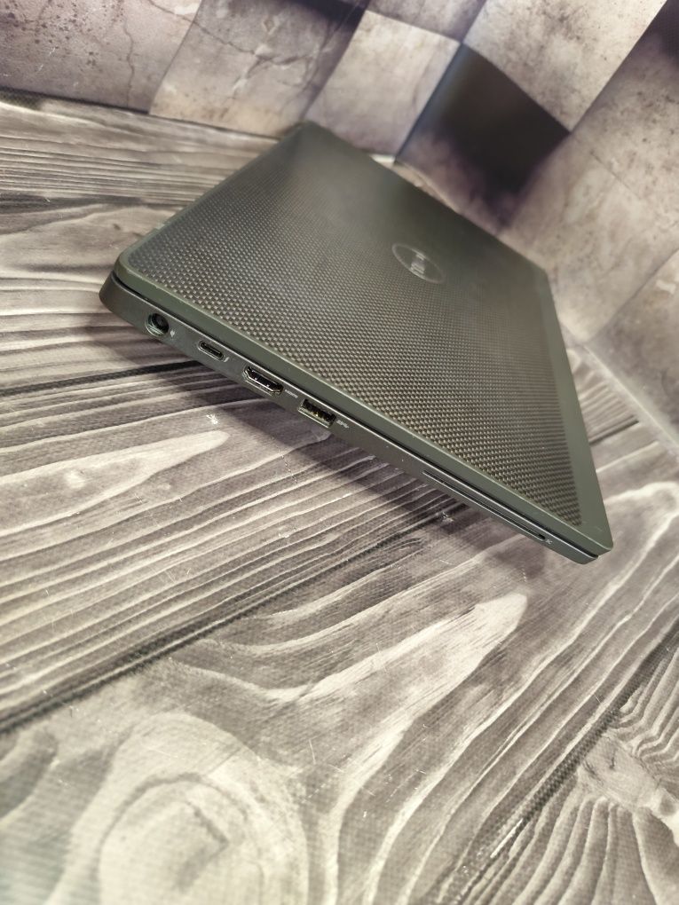 Dell 7400 IPS I7 8665u 16 ram 256 NVme Excellent Battery FHD ноутбуки