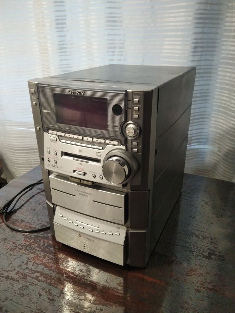 Музыкальный центр Sony DHC-ZX50MD