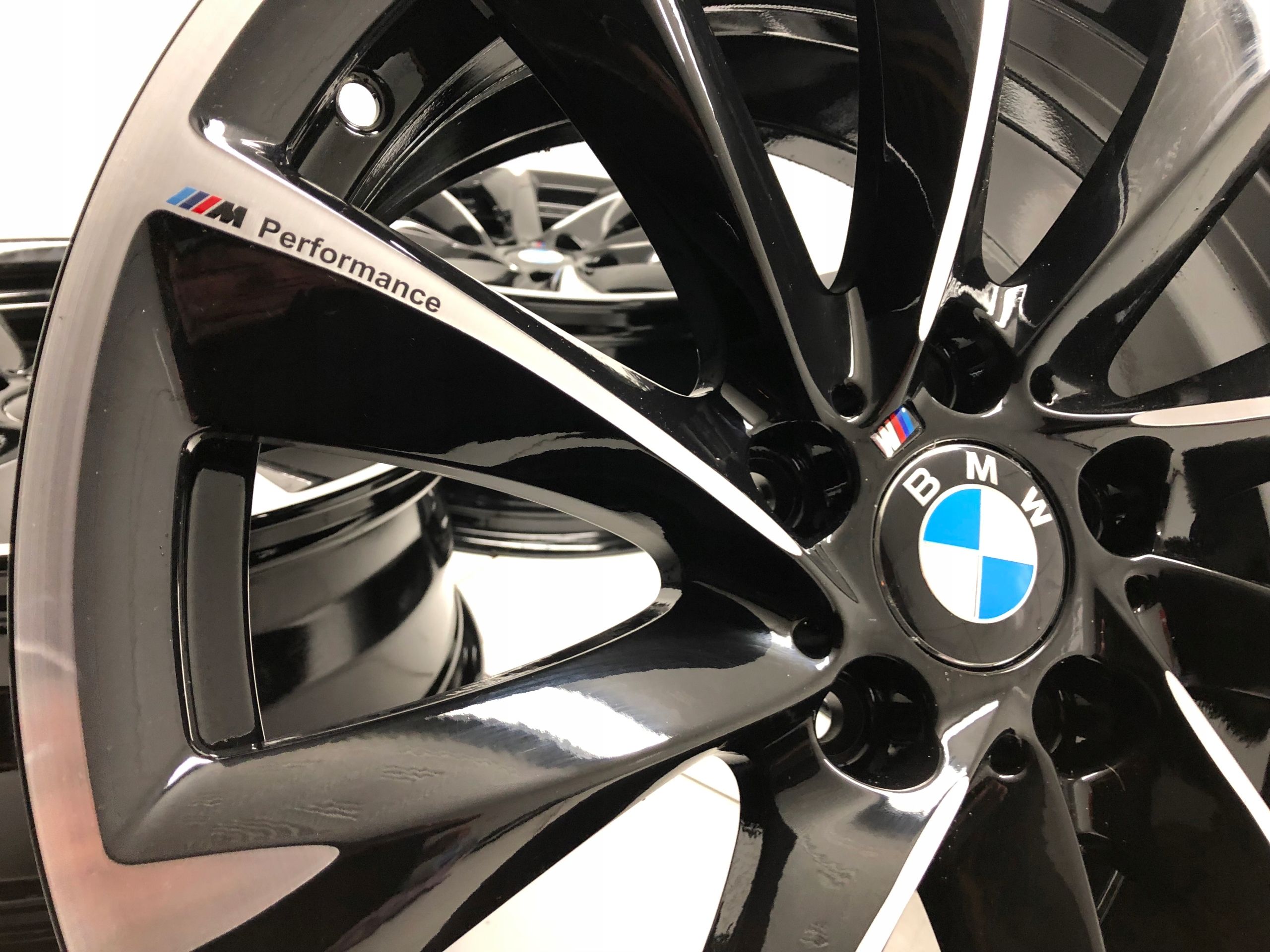 Felgi 18 BMW F30 F25 X1 E90 m Pakiet 8 et34