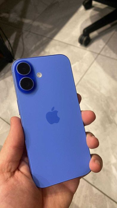 IPHONE 16 NIEBIESKI Piękny  Bar.Zadbany bateria 100% Oryginał + Zestaw