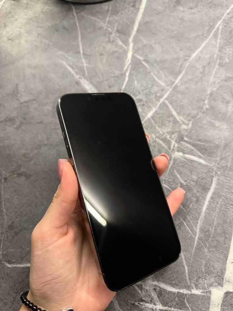 iPhone 13 pro 1tb graphite