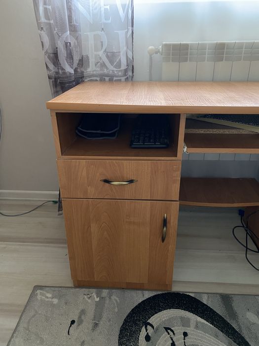 Meble do pokoju plus biurko