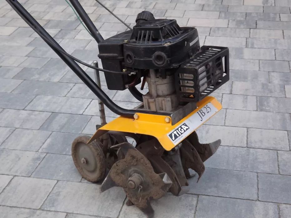 Glebogryzarka Stiga JB 25