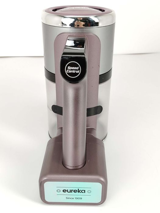 Odkurzacz bezworkowy pionowy lekki  Eureka AK10 450 W