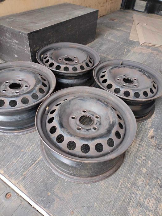Диск сталевий R-15 VOLKSWAGEN CADDY 3 2004-2010