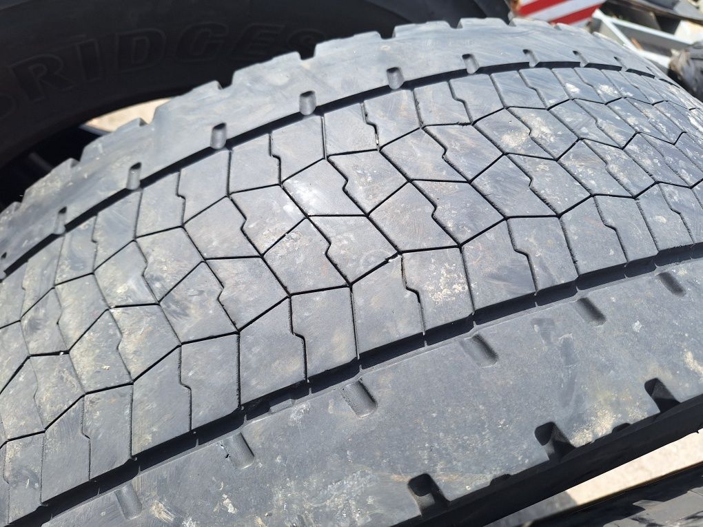 Opony 315/ 70 /22.5 Bridgestone Ecopia Dot 1023