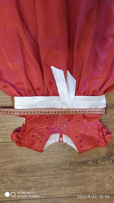 Плаття на дівчинку