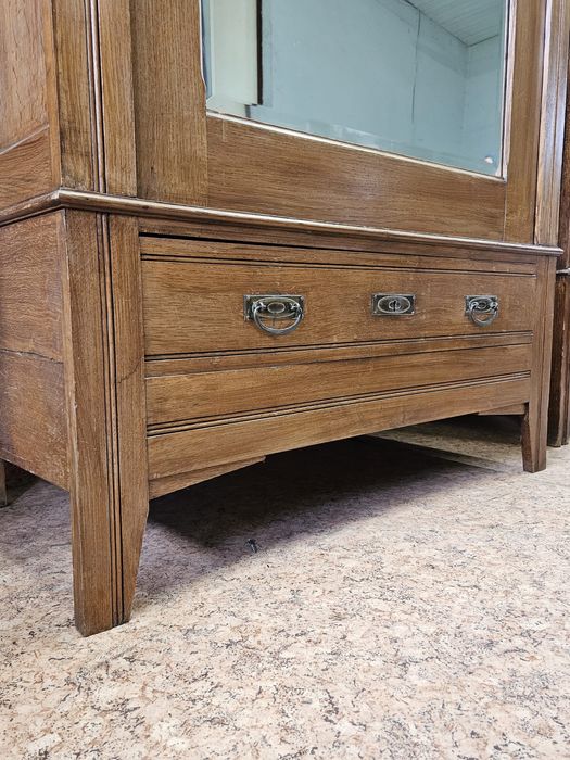 Stara szafa Secesyjna Bieliźniarka z półkami i lustrem