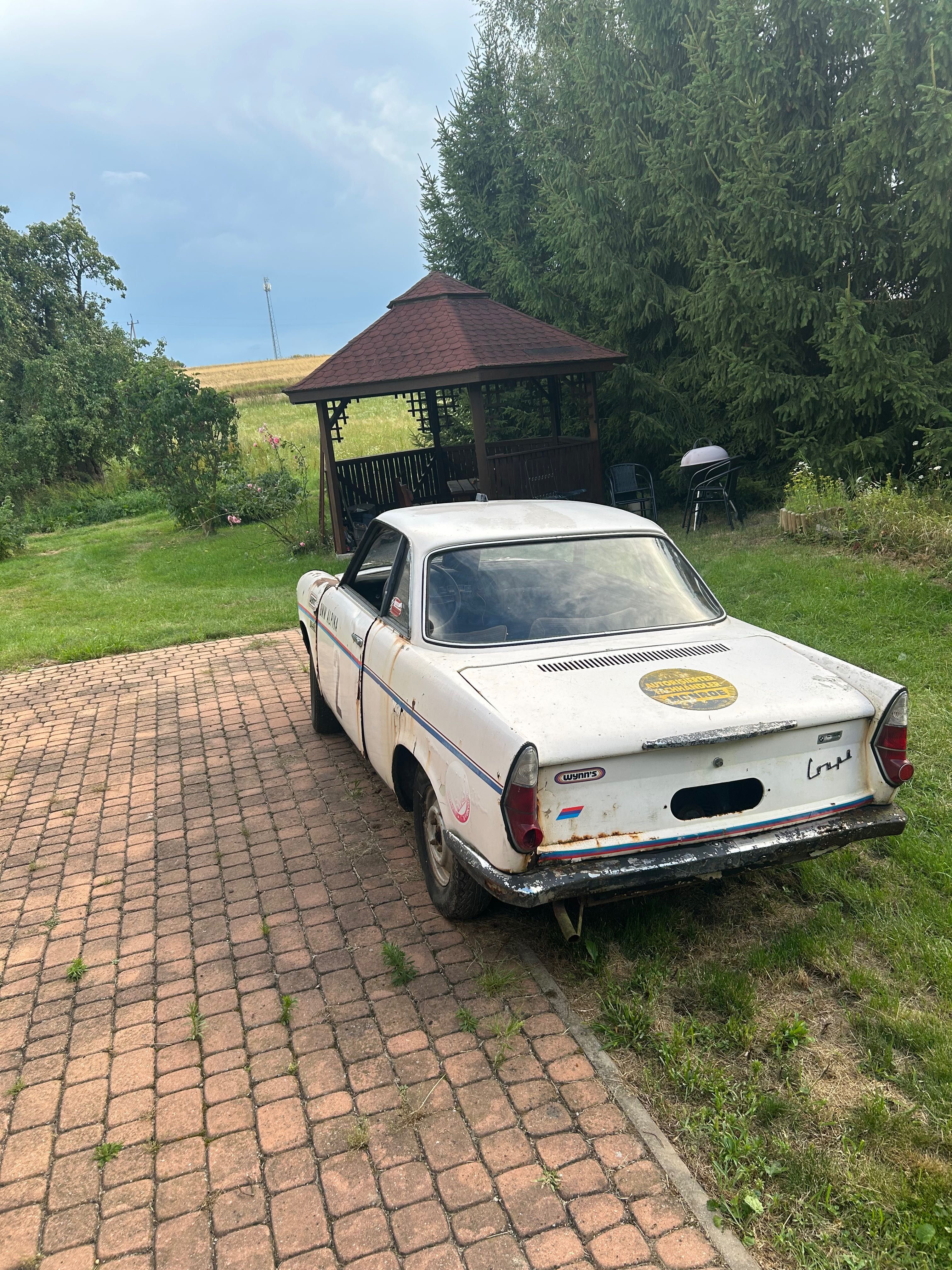 BMW 700 coupe 1960r oldtimer