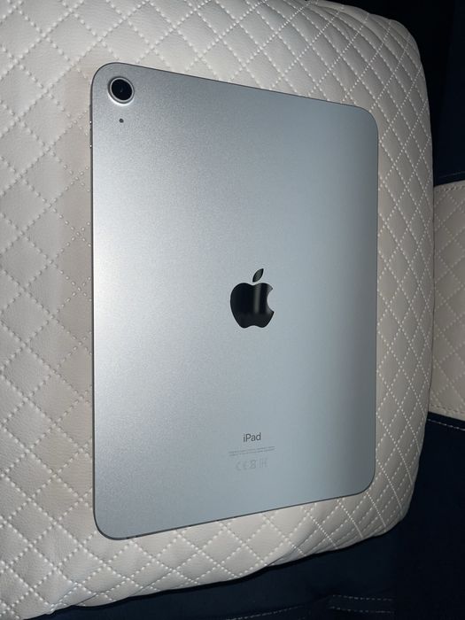 iPad 10. generacji (10,9”), 64 GB, Wi-Fi, kolor Silver