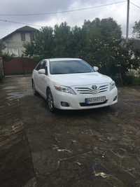 Toyota Camry  Official