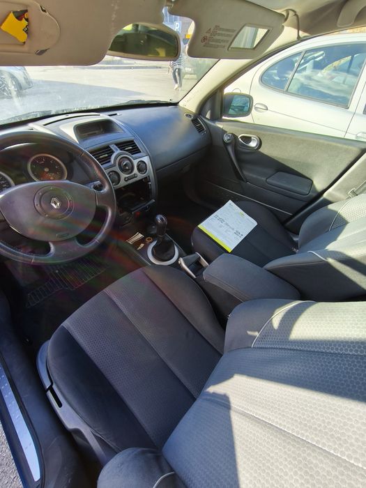 Megane 2004 , 1.5 (avariado) urgente