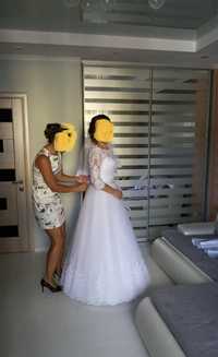 ПРОДАМ весільну сукню