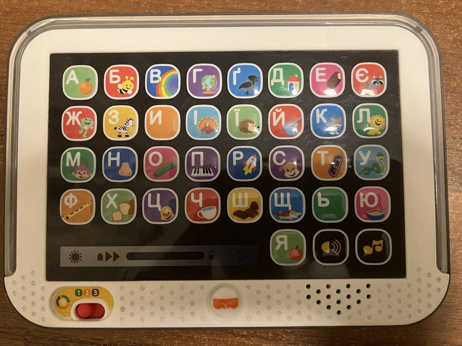 Інтерактивна іграшка Розумний планшет Fisher Price