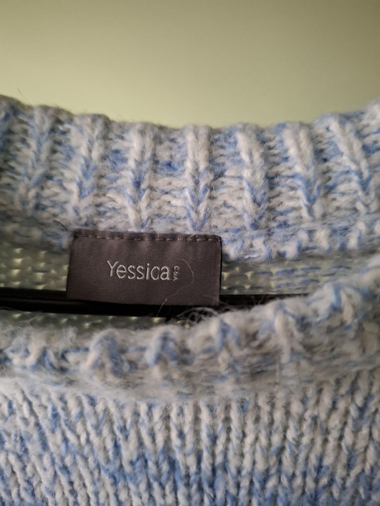 Sweter niebieski C&A