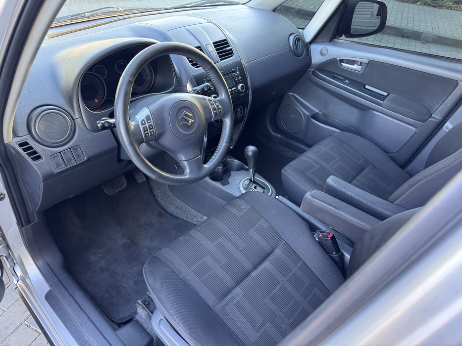 Suzuki SX4 2013 АВТОМАТ полный привод