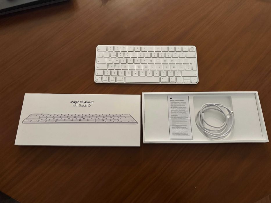 Apple Magic Keyboard - Touch ID