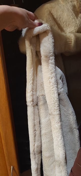 Продається натуральна шубка.