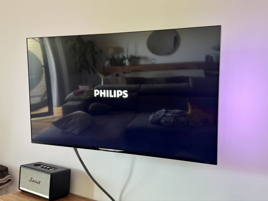 TV LED 49 4K UHD Philips Ambilight