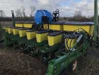 Сівалка john deere 7200, джон дир, пневматика, сухі та жидкі добрива