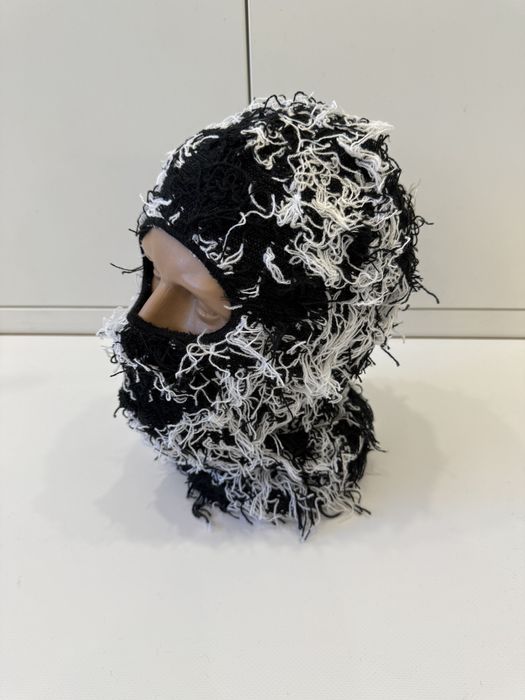 Балаклава пухнаста нитки / балаклава снуд бафф