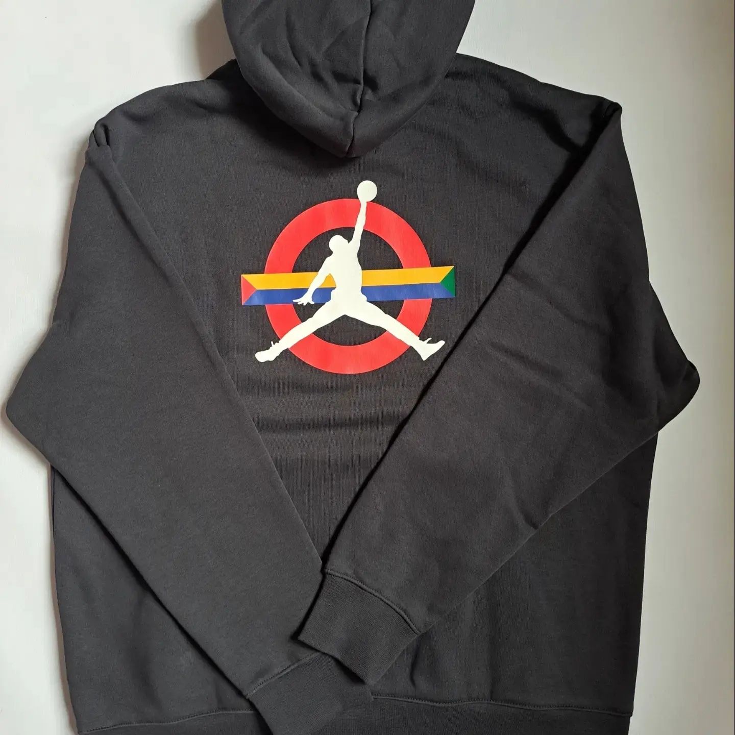 Hoodie Air Jordan Zone 23 Hood Sn99

• Цiна: 1 790 UAH
• Розмір: M, L