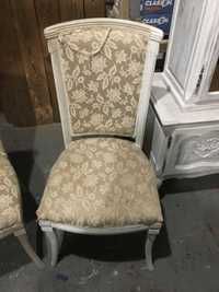 Drewniane krzesło, shabby chic vintage
