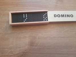 Nowe domino do gry , w drewnianym etui