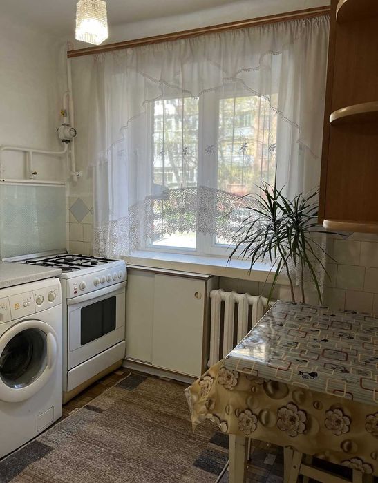 41134 продаж 2 кімнатної квартири р-н Виставка